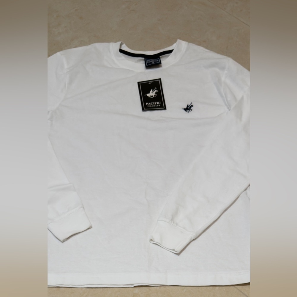 PacificPolo Club Men  White Long Sleeve Tee with Navy Embroidered Logo NWT